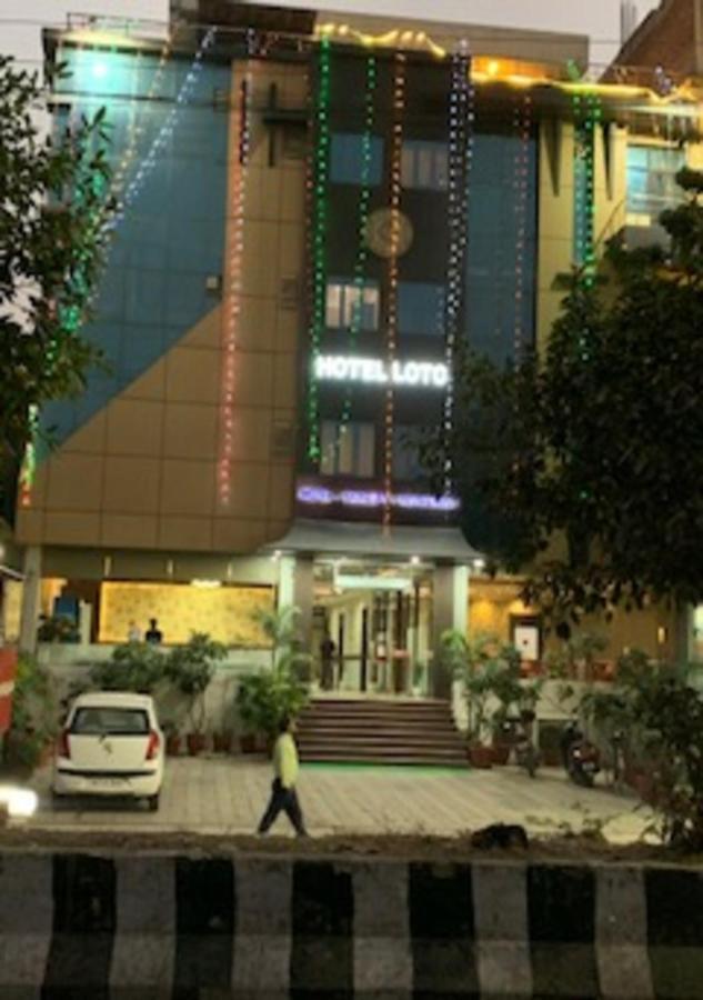 Hotel Loto - Sector 66 Noida Zewnętrze zdjęcie